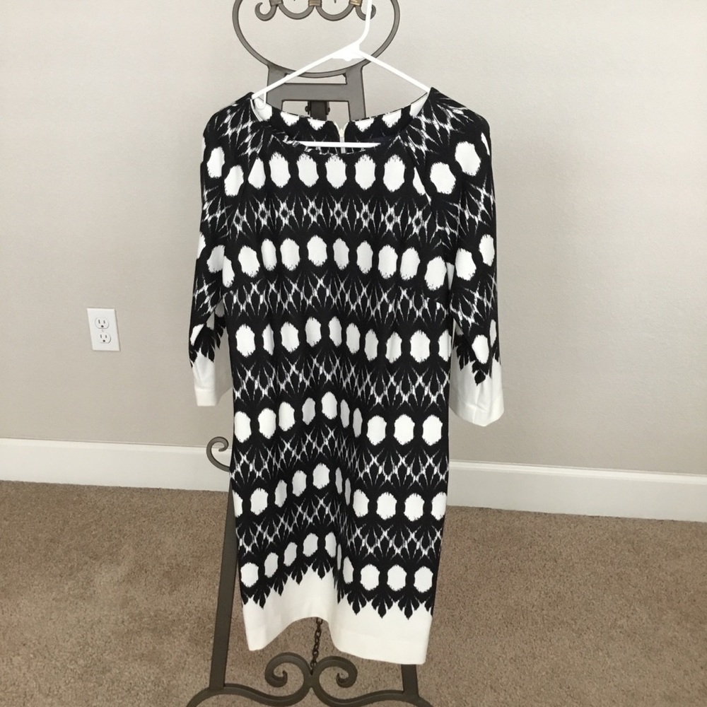 Just Taylor Navy Blue & White Dress